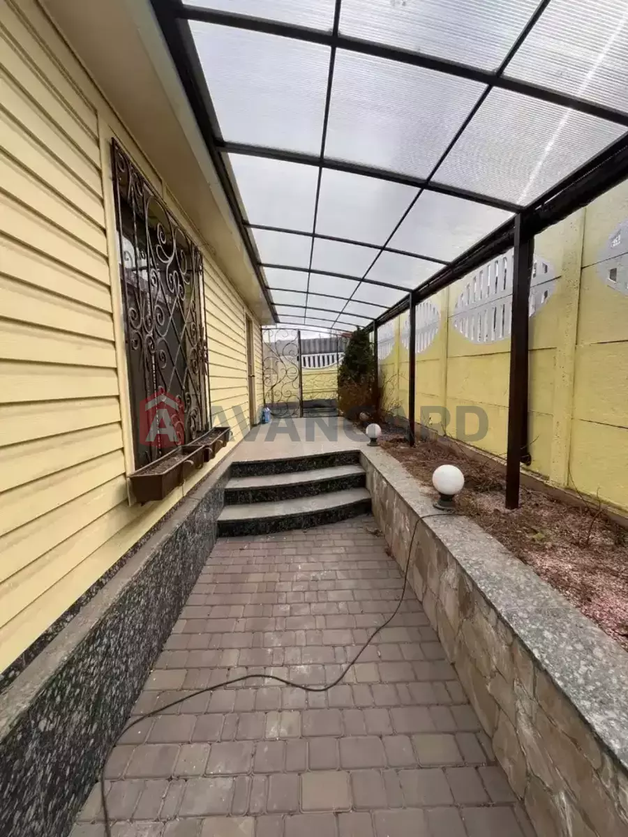 ������� �������, 65 ��.�. ���� 11