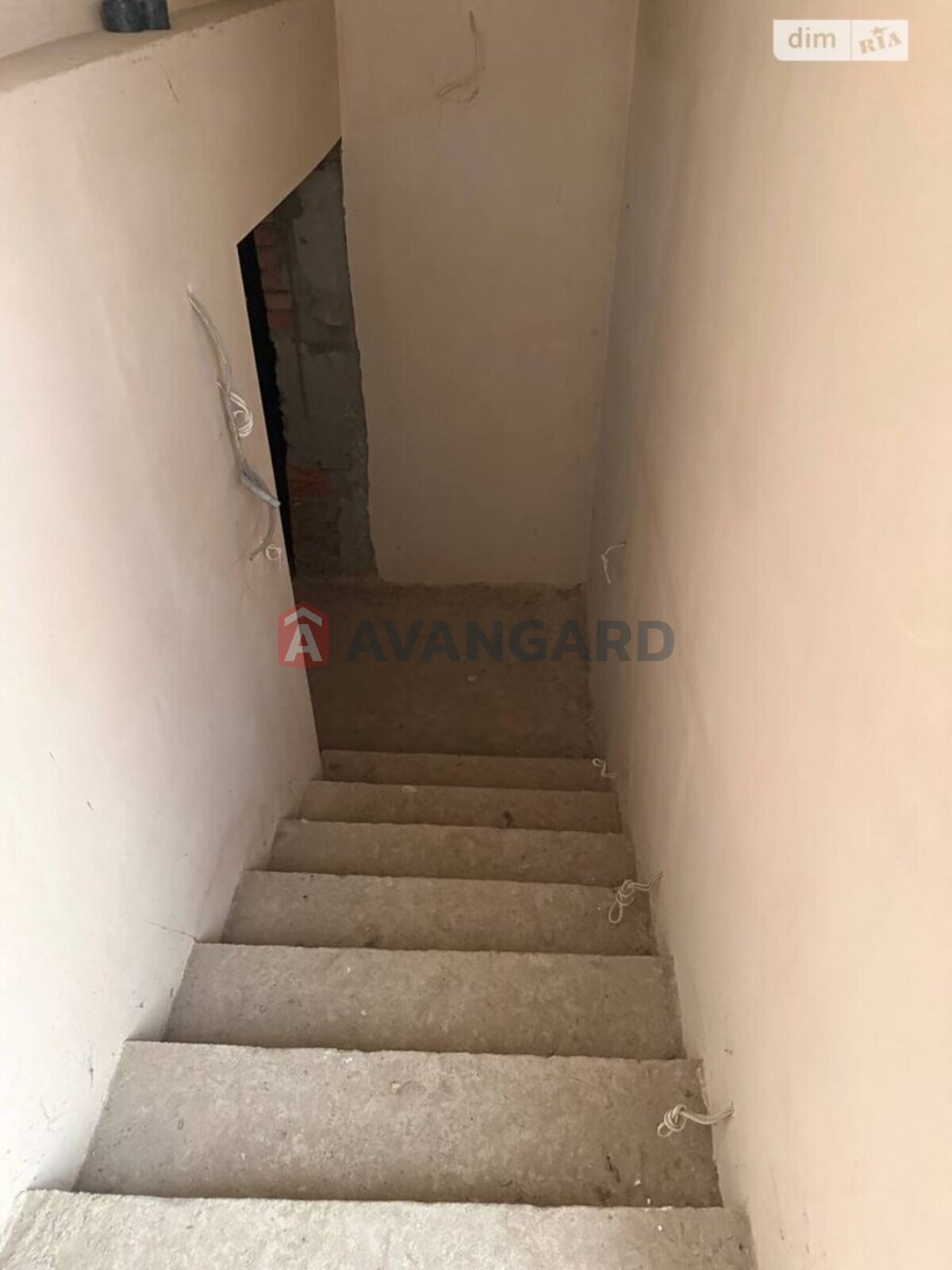 300 ��.�. ���� 26