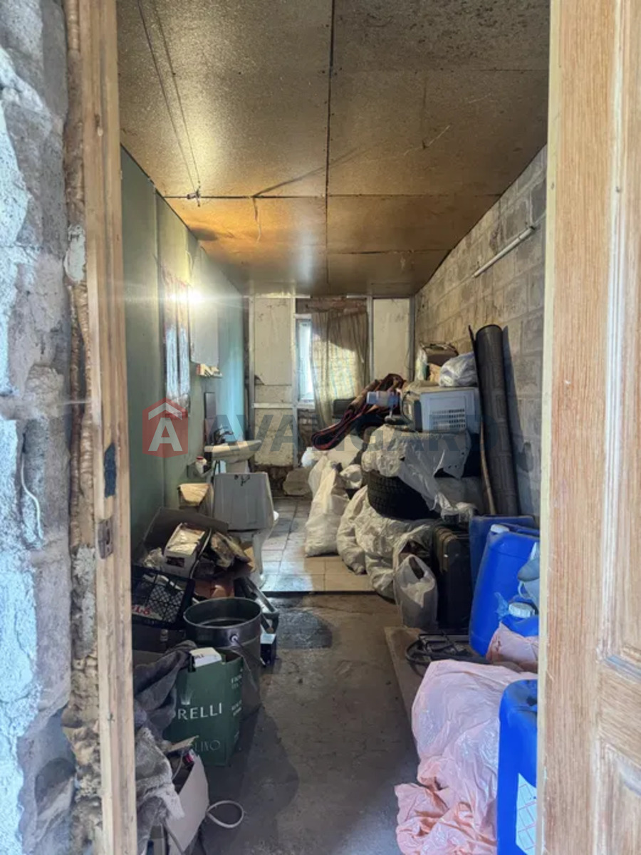 �������, 110 ��.�. ���� 11