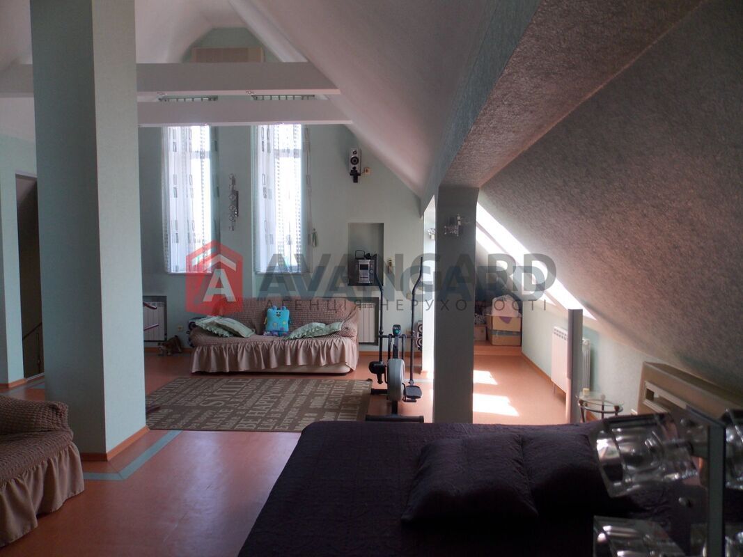 ���, 280 ��.�. ���� 18