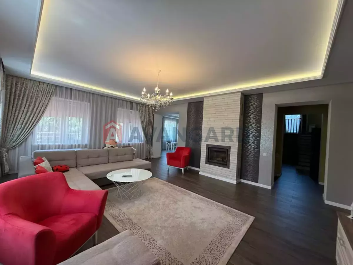 �������, 275 ��.�. ���� 2