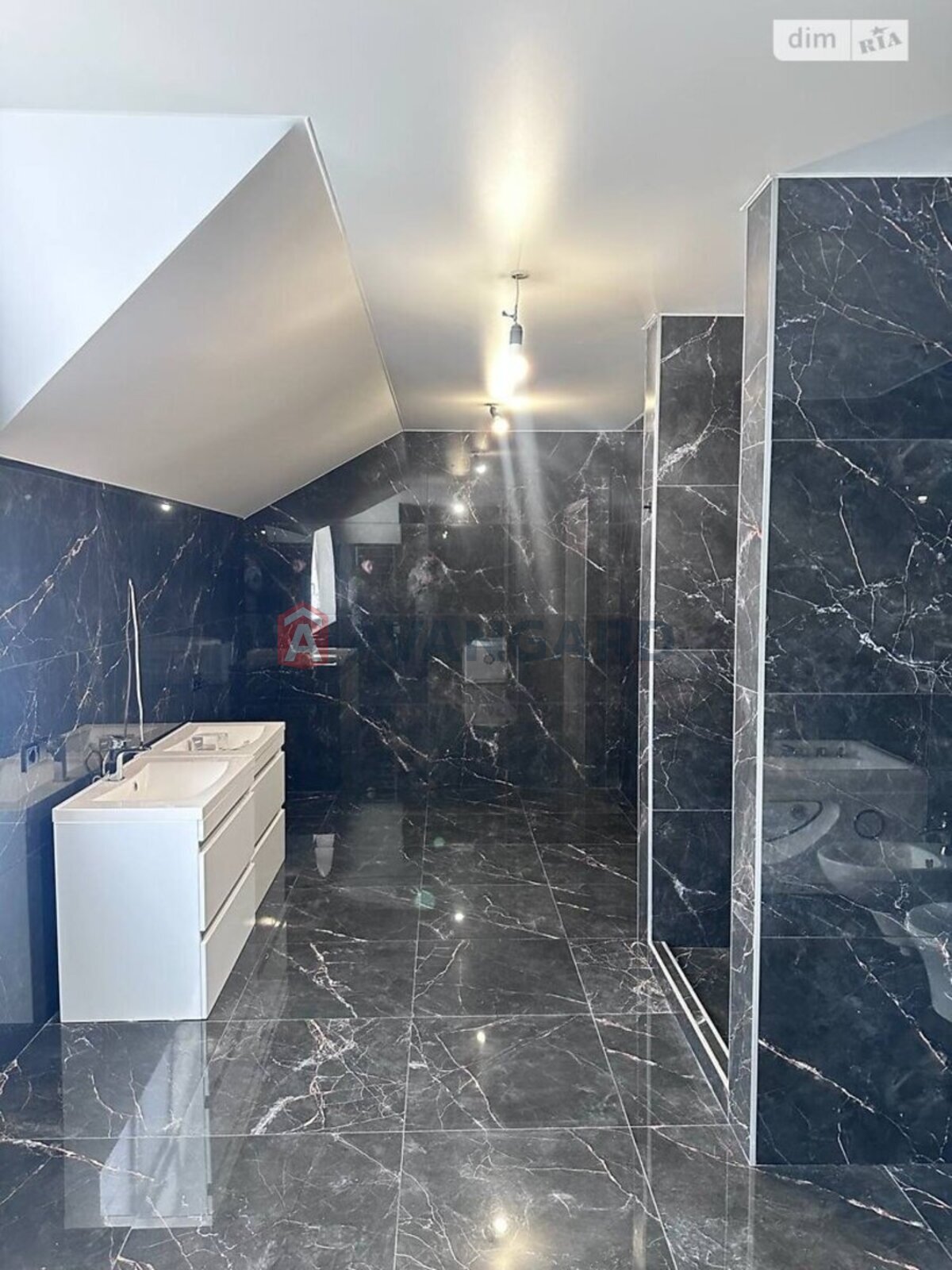 ������� �������, 206 ��.�. ���� 13