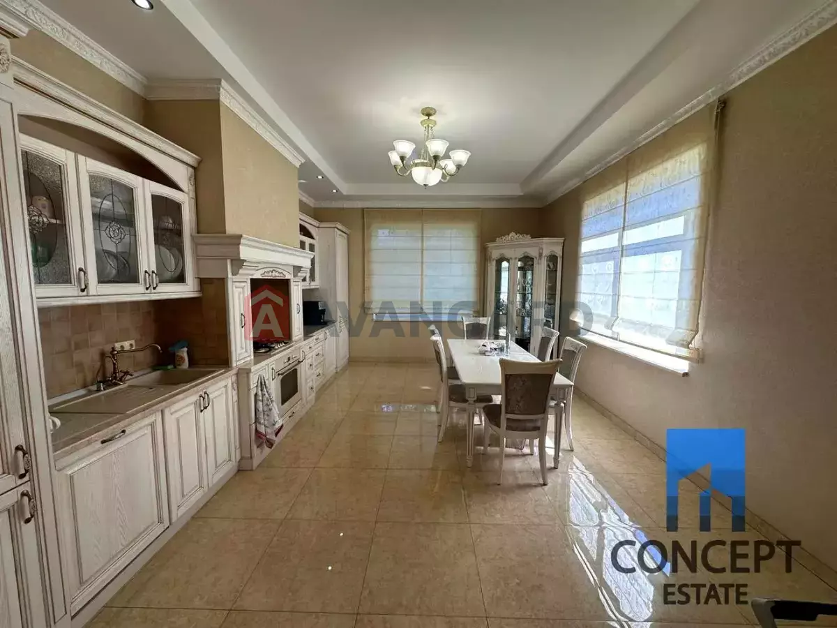 �������, 250 ��.�. ���� 1