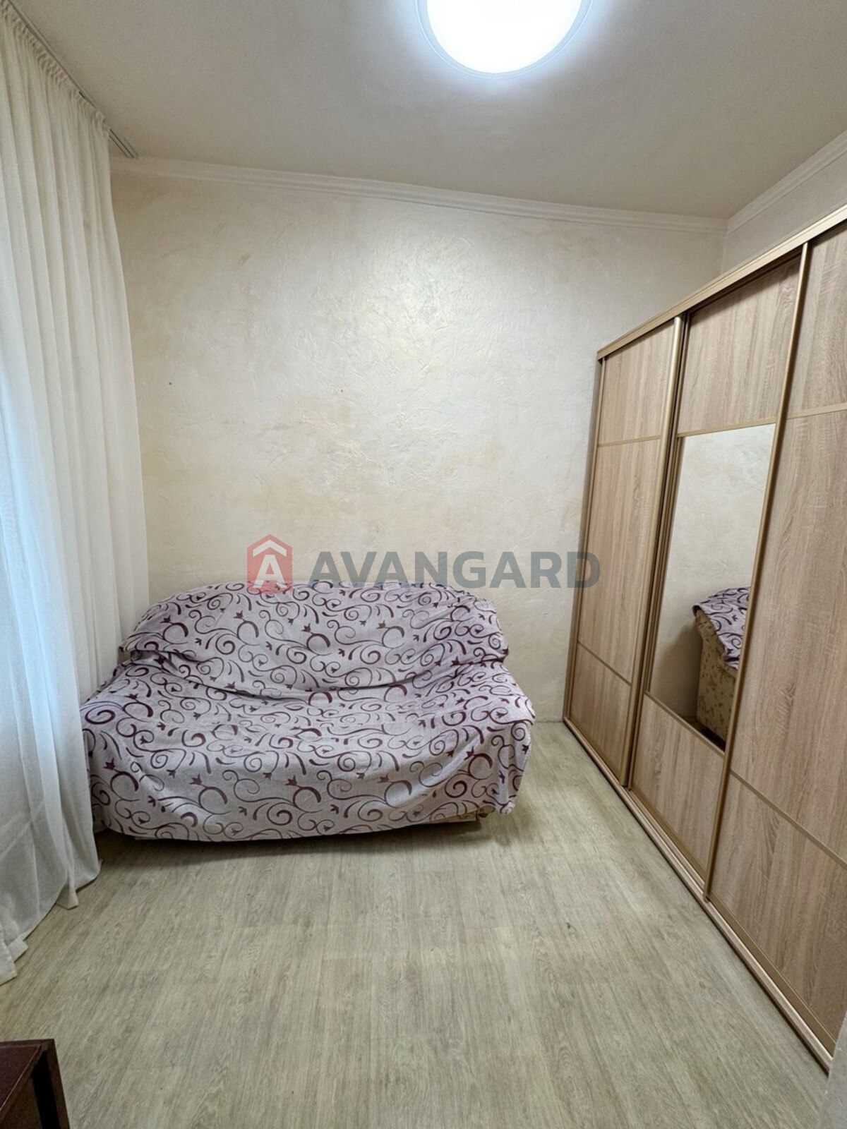 ������� �������, 47 ��.�. ���� 2