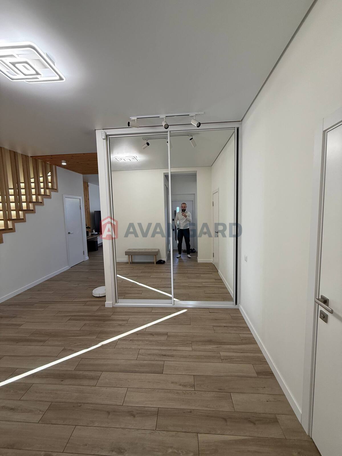 ��������, 170 ��.�. ���� 6