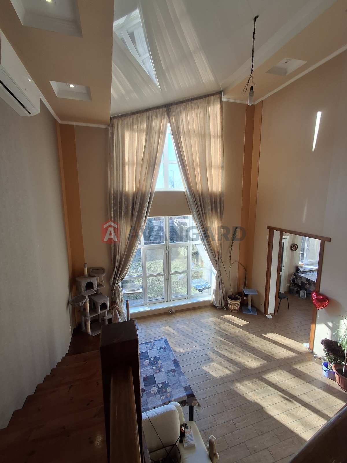 �������, 180 ��.�. ���� 23