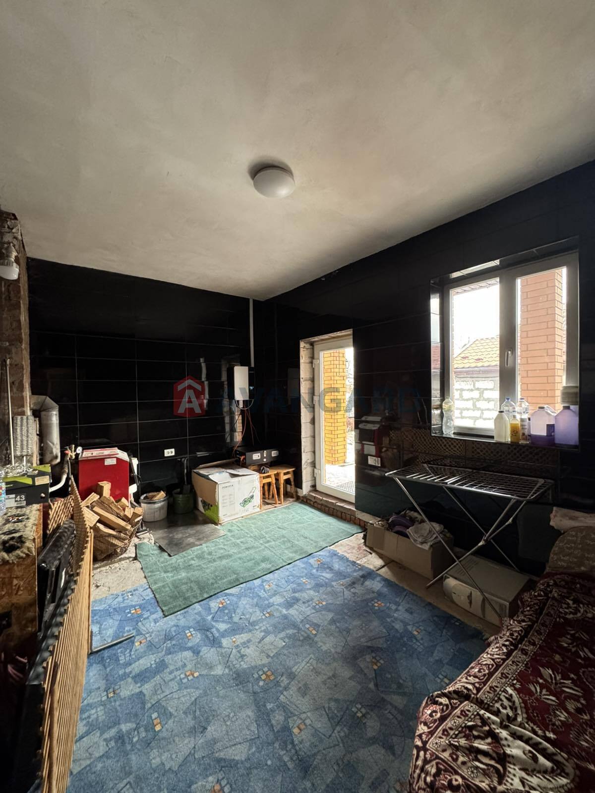 �������, 130 ��.�. ���� 16