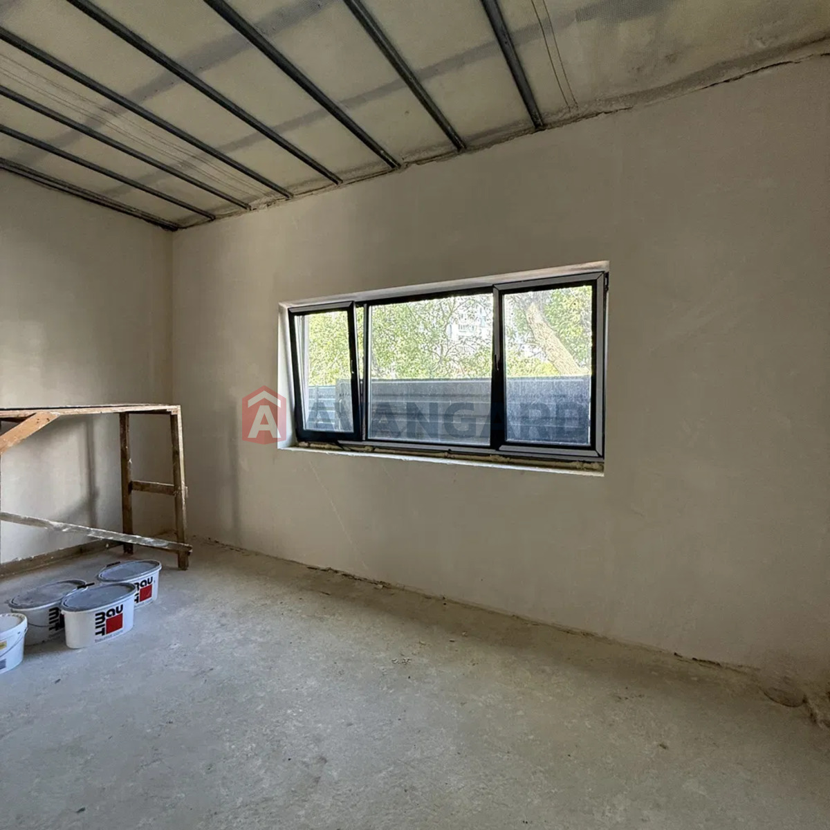 �������, 160 ��.�. ���� 12