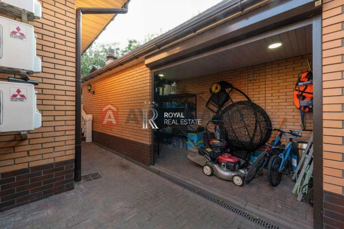 �������, 250 ��.�. ���� 21