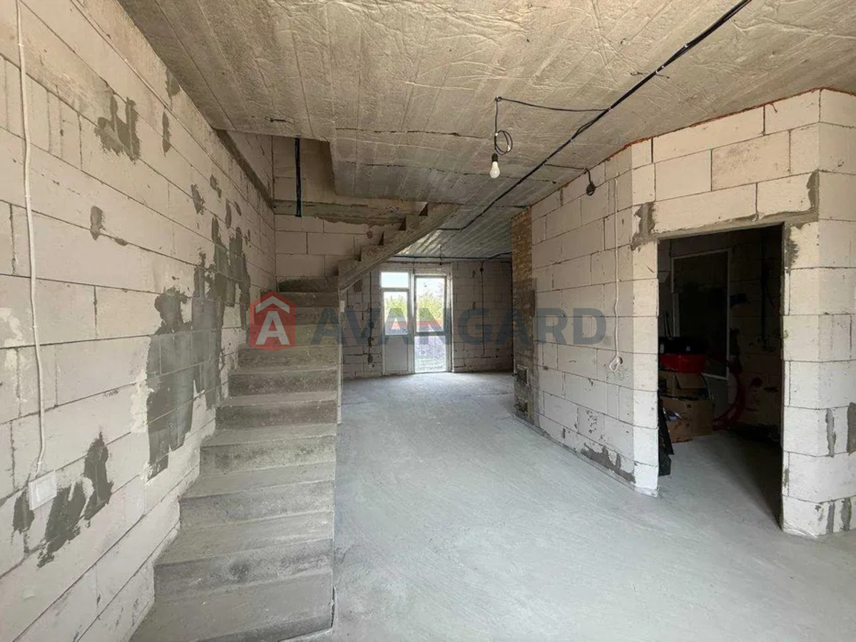 ��������, 84 ��.�. ���� 12