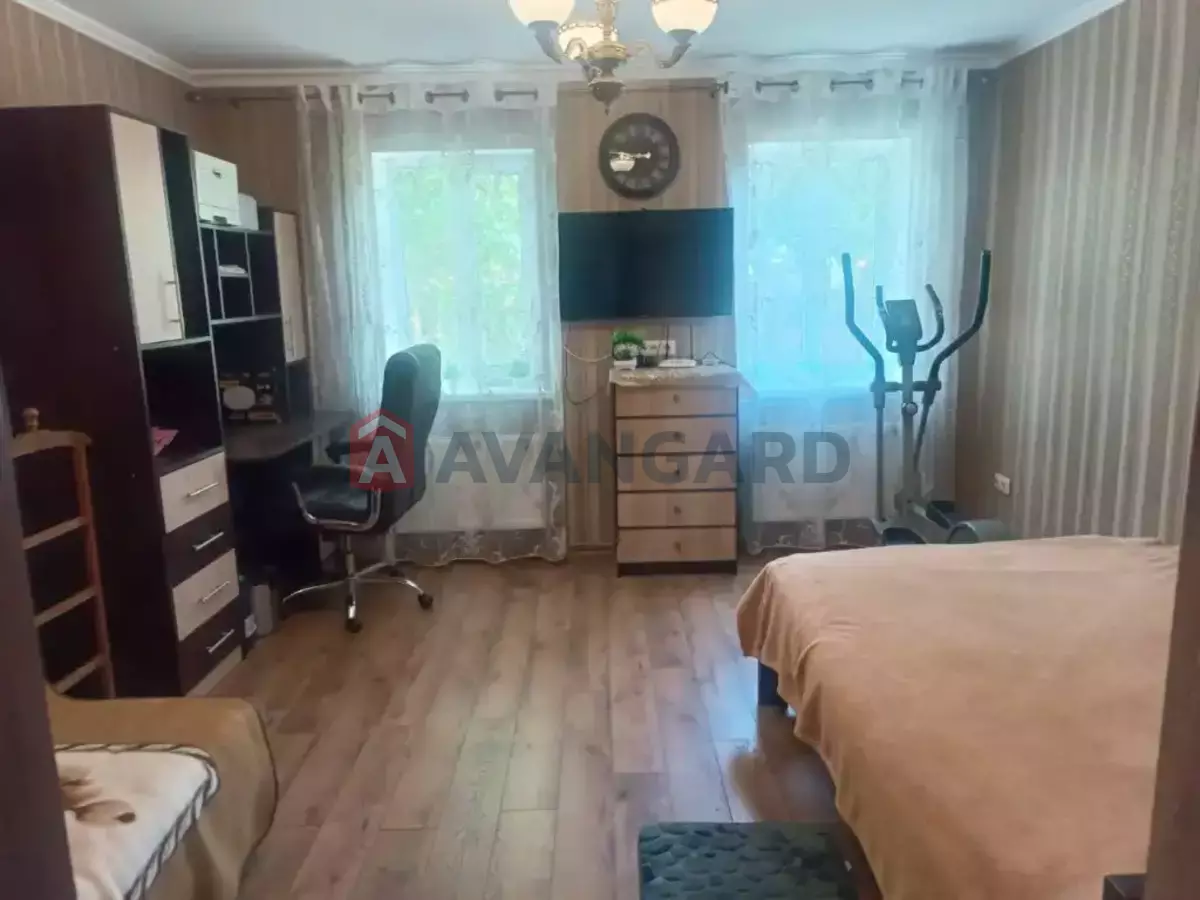 �������, 80 ��.�. ���� 21