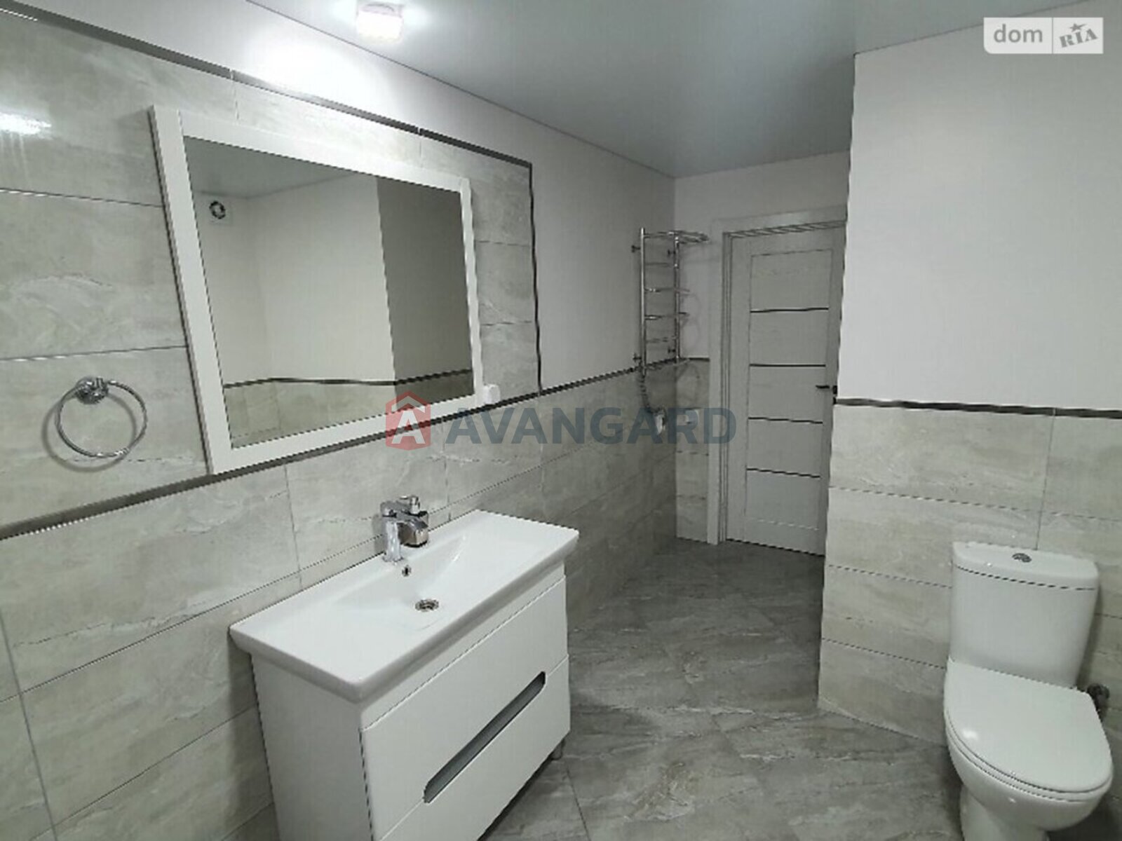 ���, 340 ��.�. ���� 17