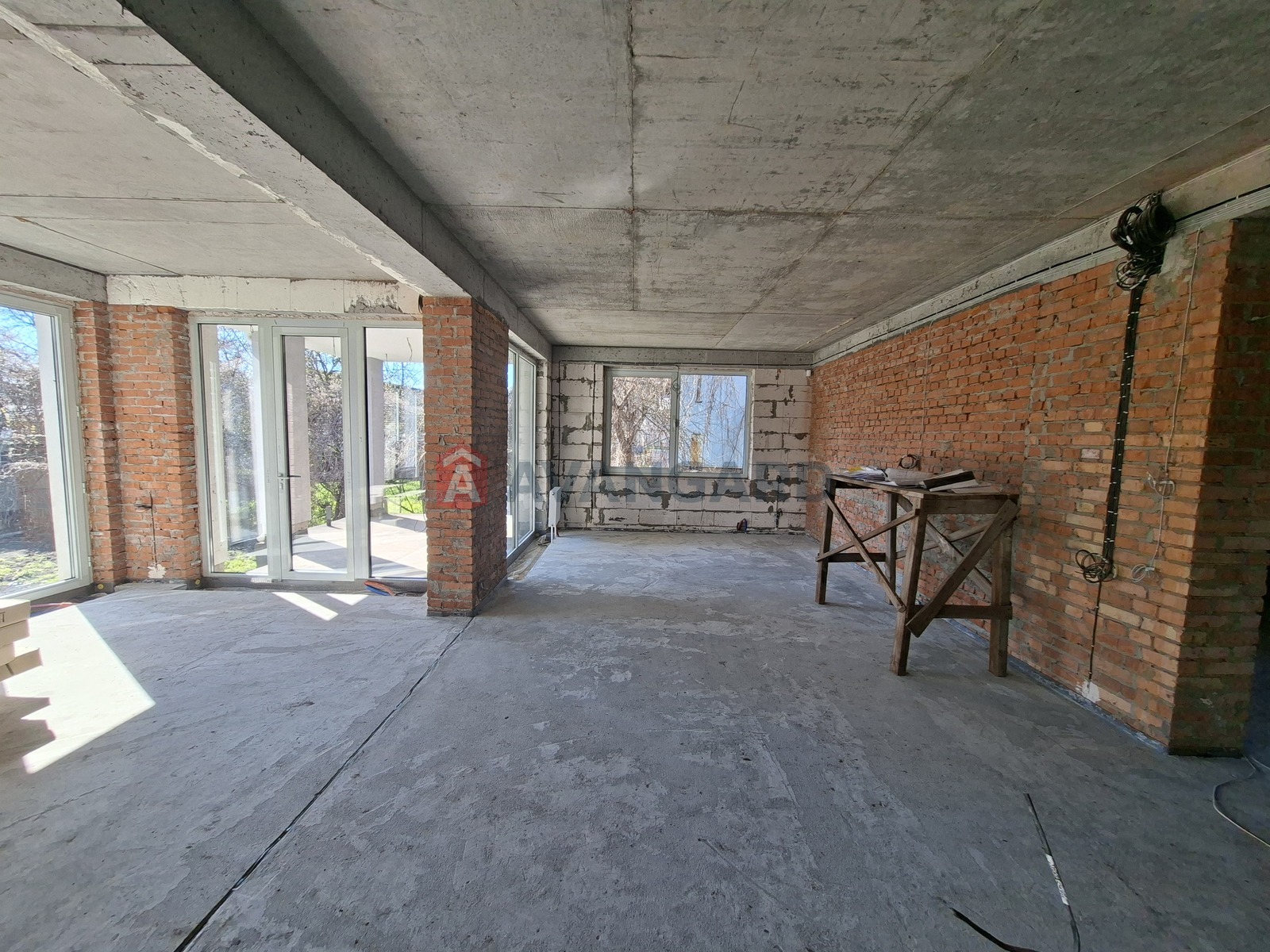 �������, 182 ��.�. ���� 6