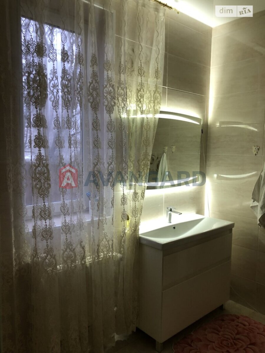 ���, 150 ��.�. ���� 9