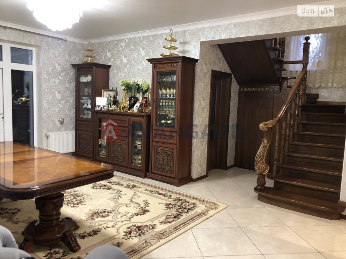 ���, 150 ��.�. ���� 3