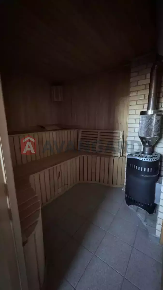 �������, 166 ��.�. ���� 4