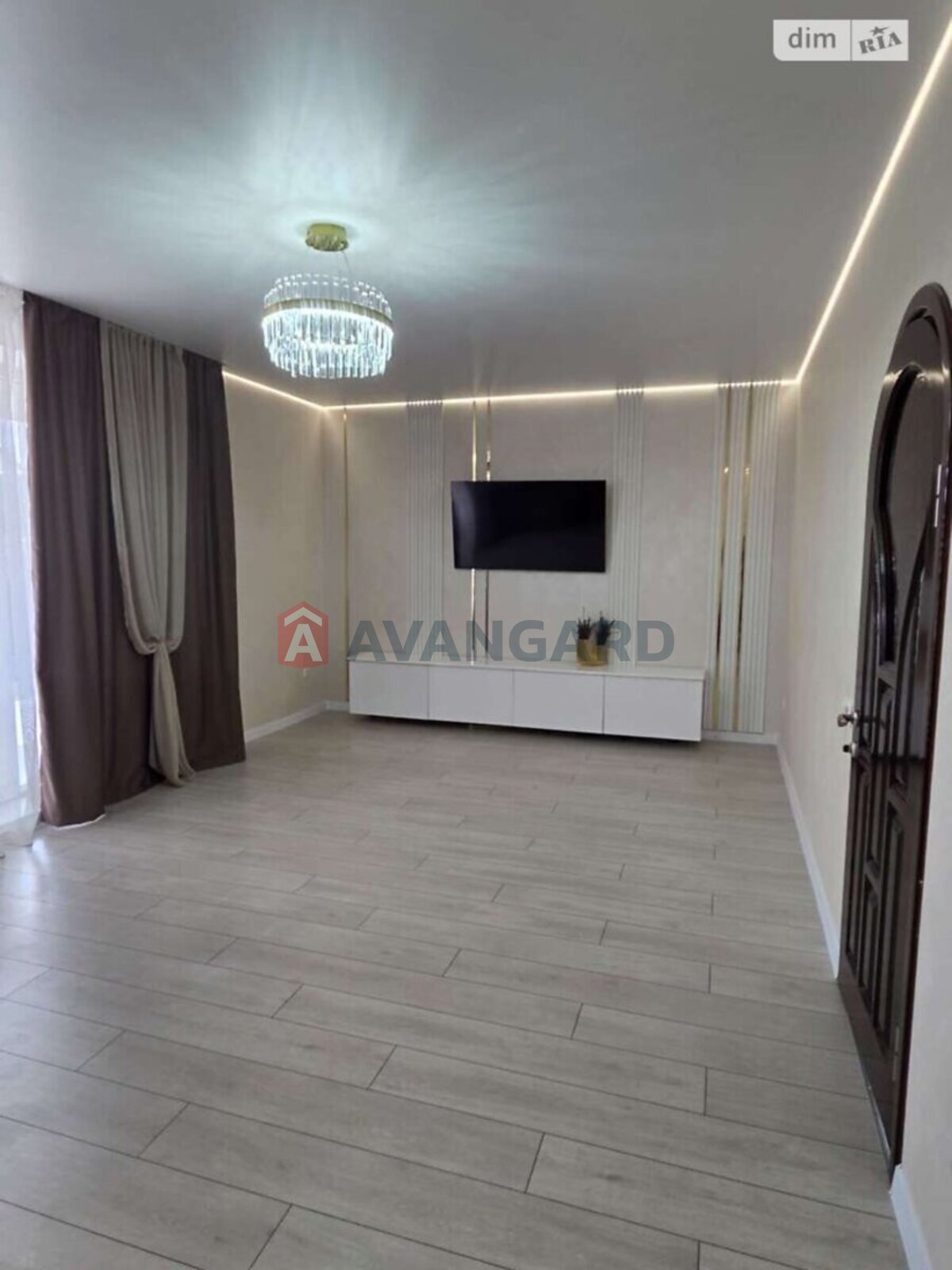 �������, 137 ��.�. ���� 11