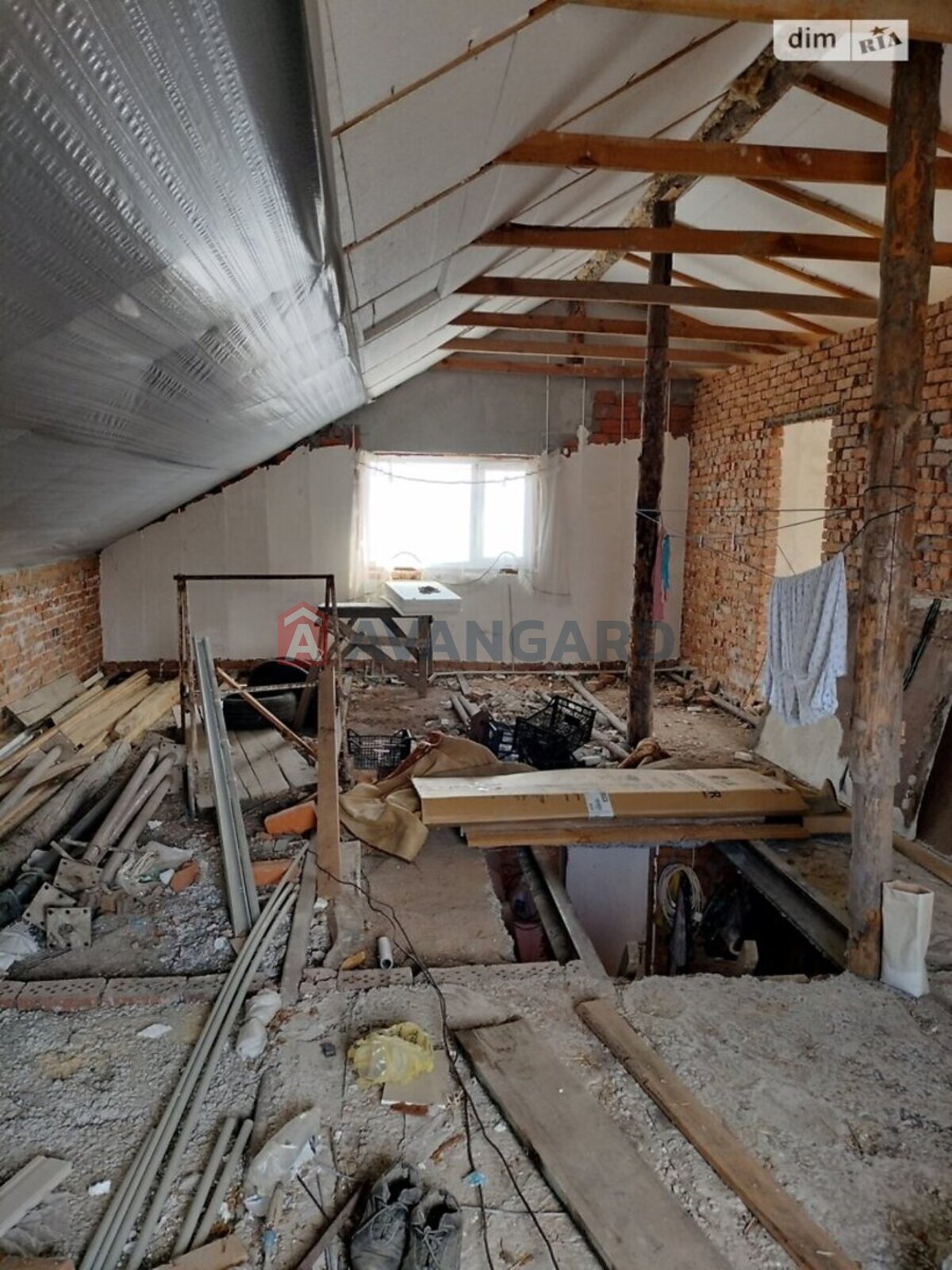 �������, 200 ��.�. ���� 18