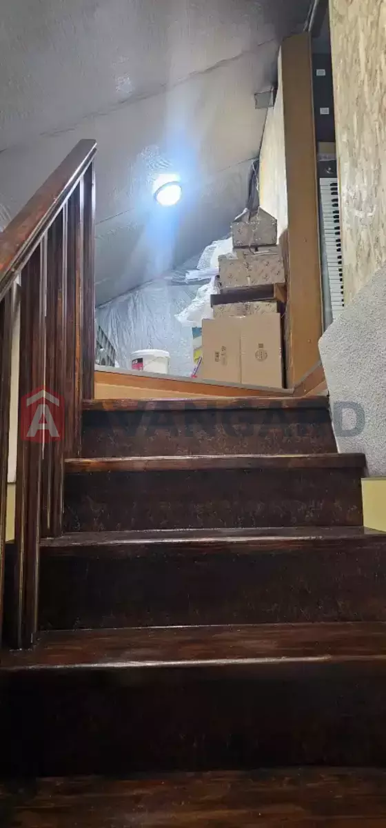 �������, 450 ��.�. ���� 29