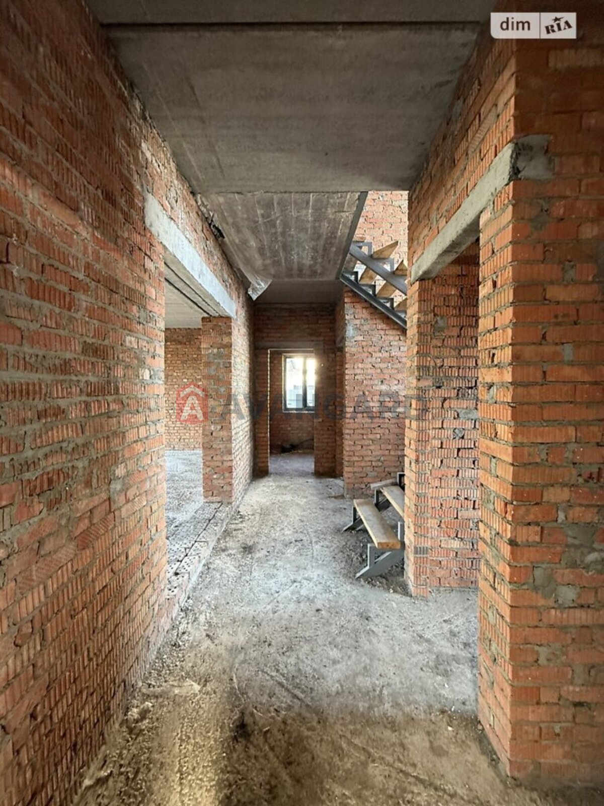 �������, 200 ��.�. ���� 4