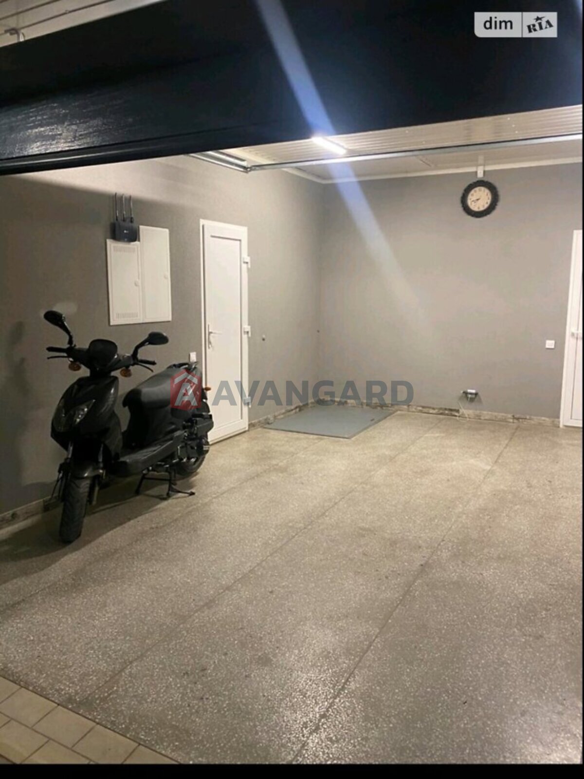 �������, 133 ��.�. ���� 28