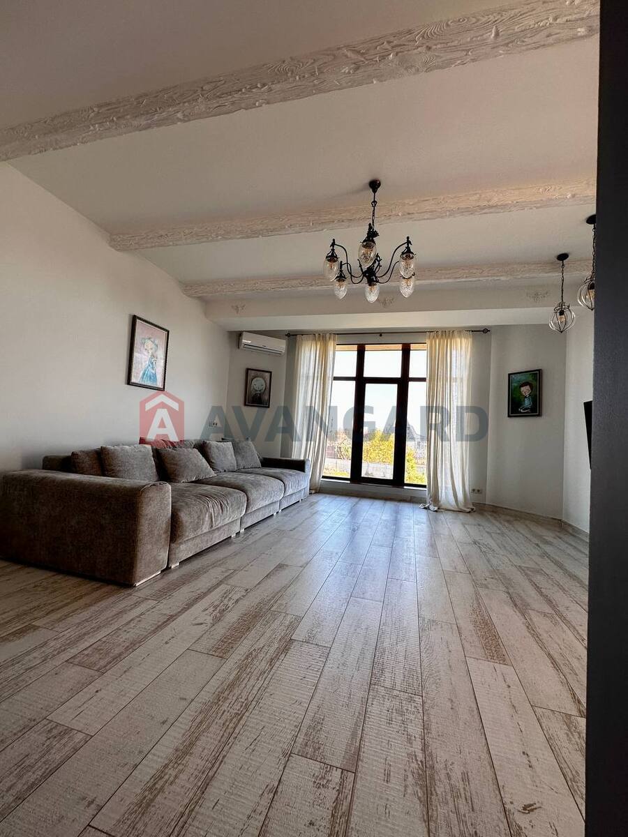 Будинок, 300 кв.м. фото 6 Будинок, 300 кв.м. фото 6