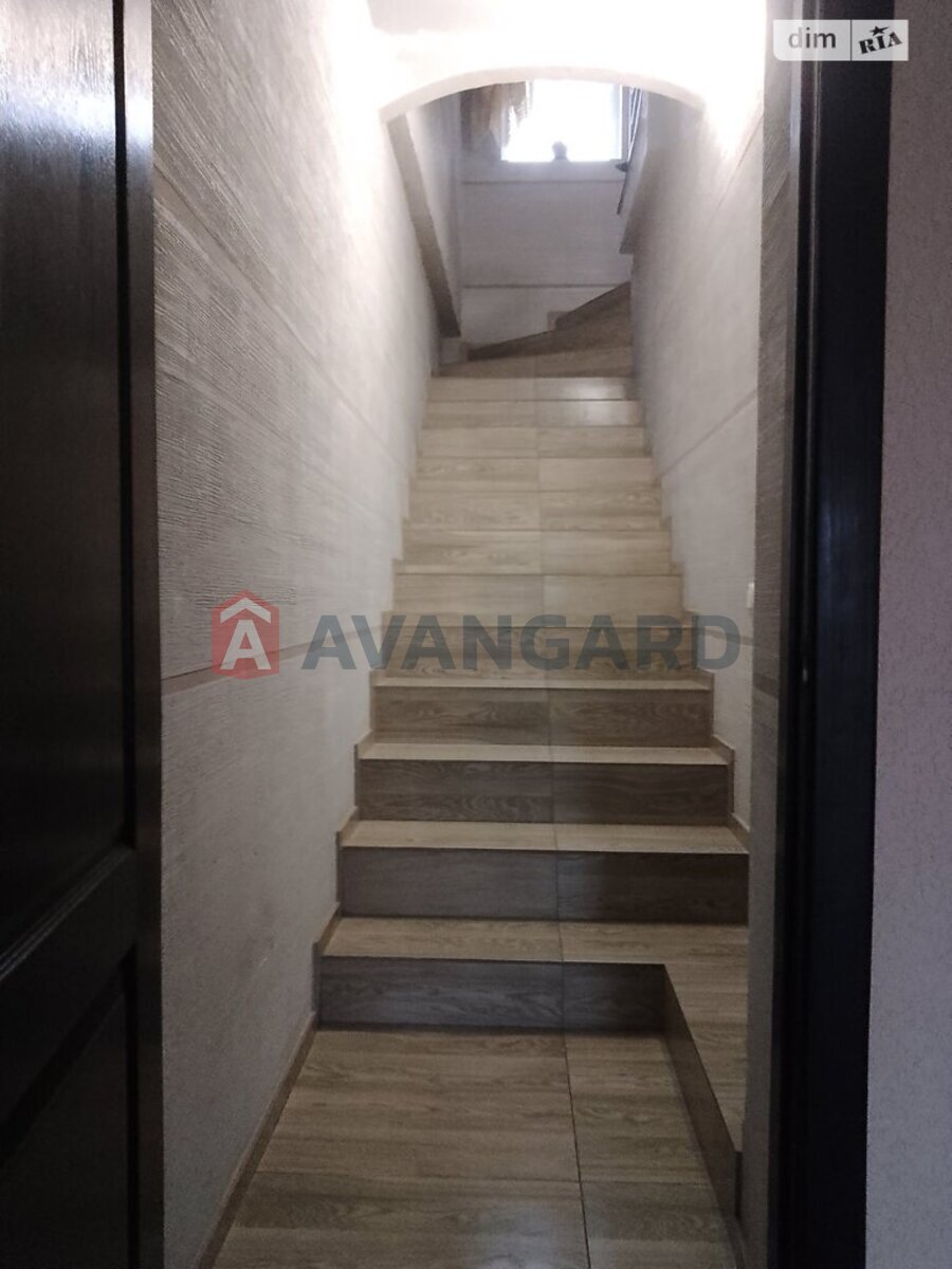 �������, 151 ��.�. ���� 18