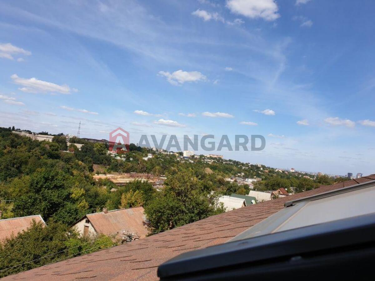 �������, 300 ��.�. ���� 19