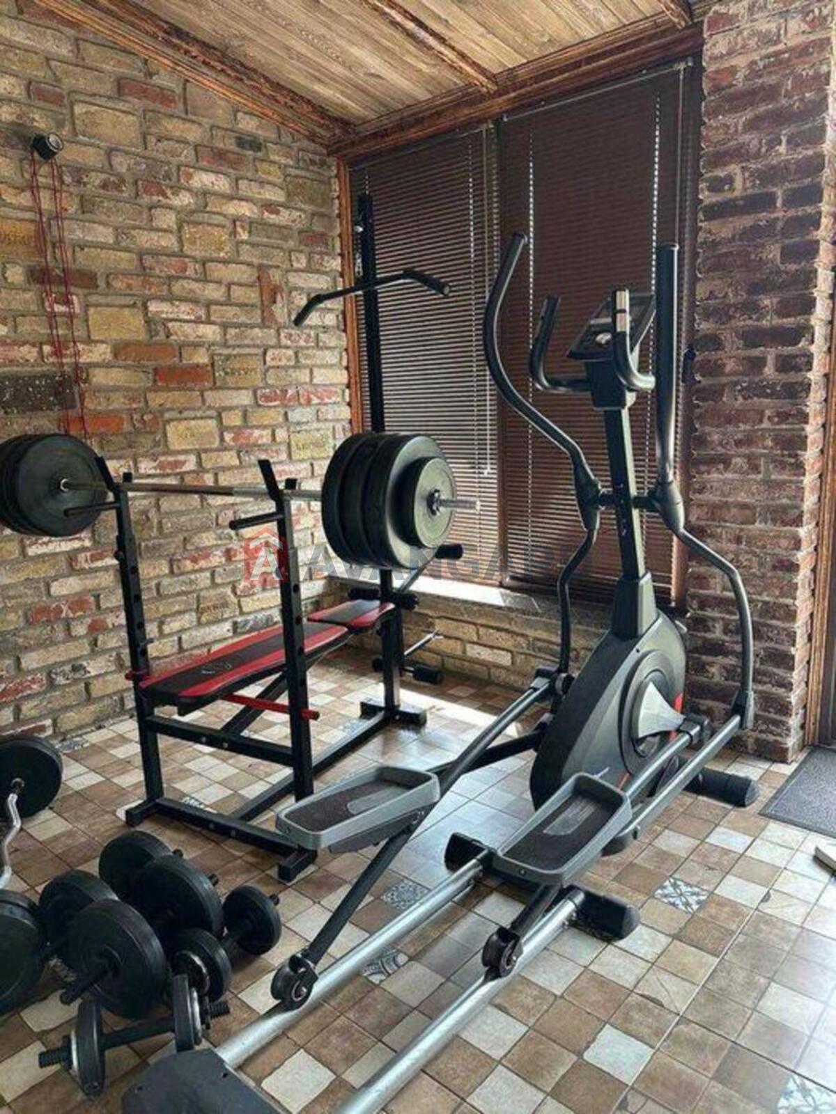 �������, 250 ��.�. ���� 15