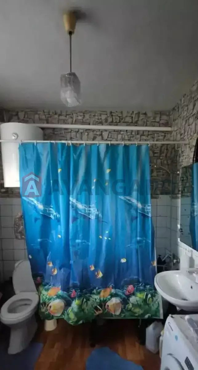 �������, 70 ��.�. ���� 8