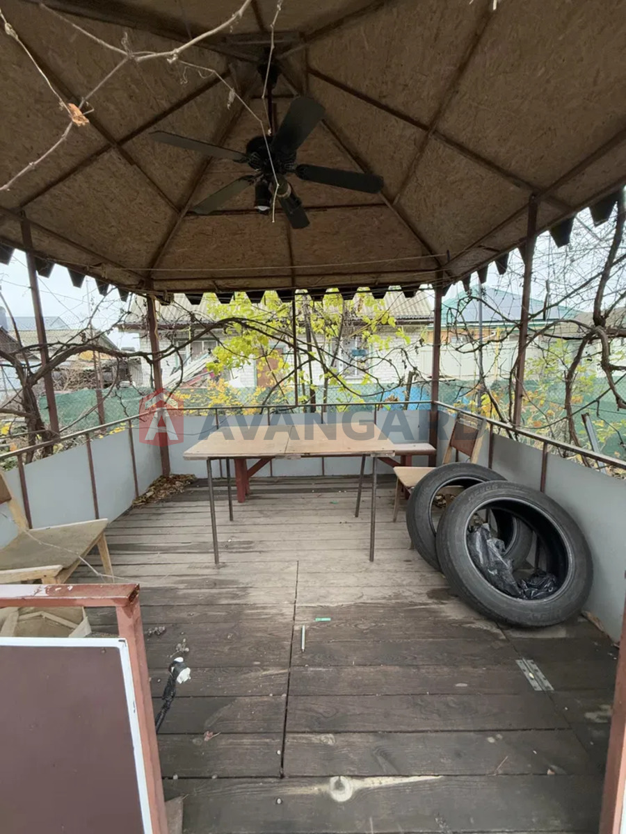 ������� �������, 42 ��.�. ���� 15