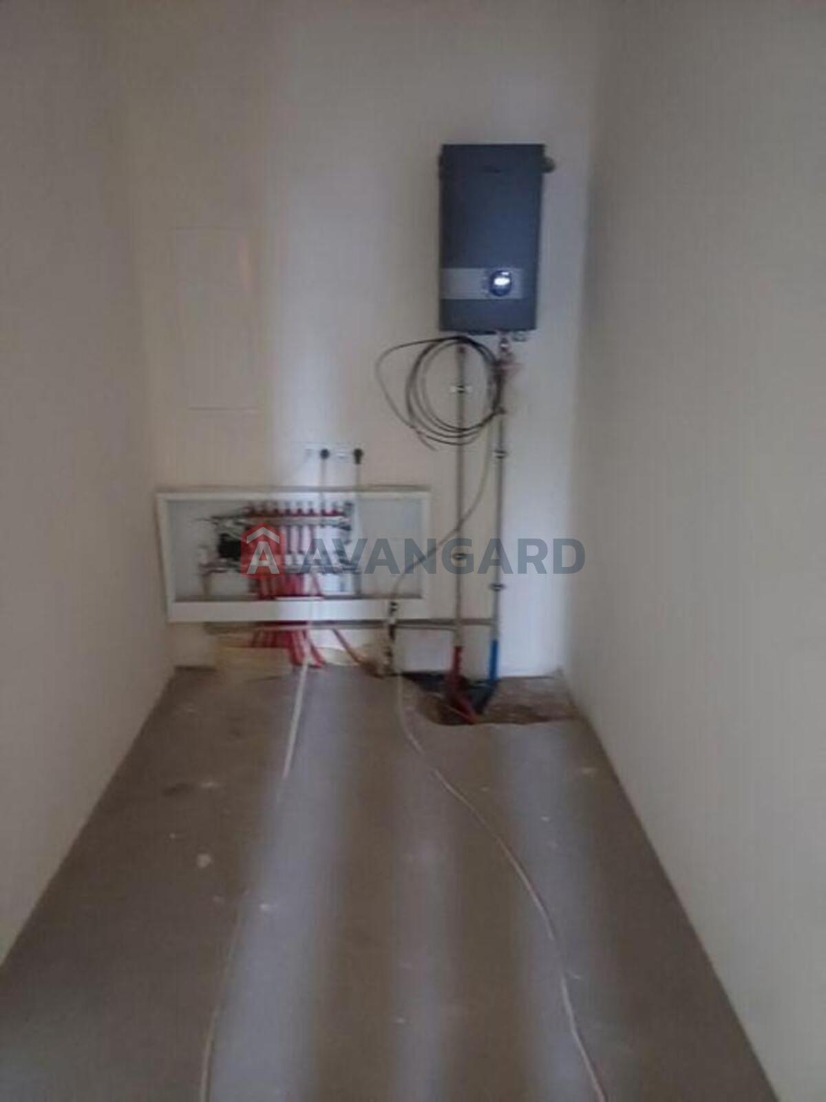 ���, 118 ��.�. ���� 8