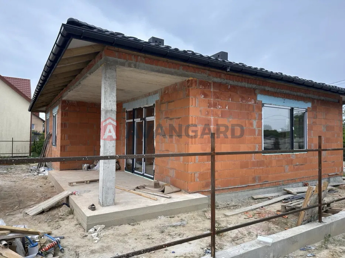 �������, 100 ��.�. ���� 11