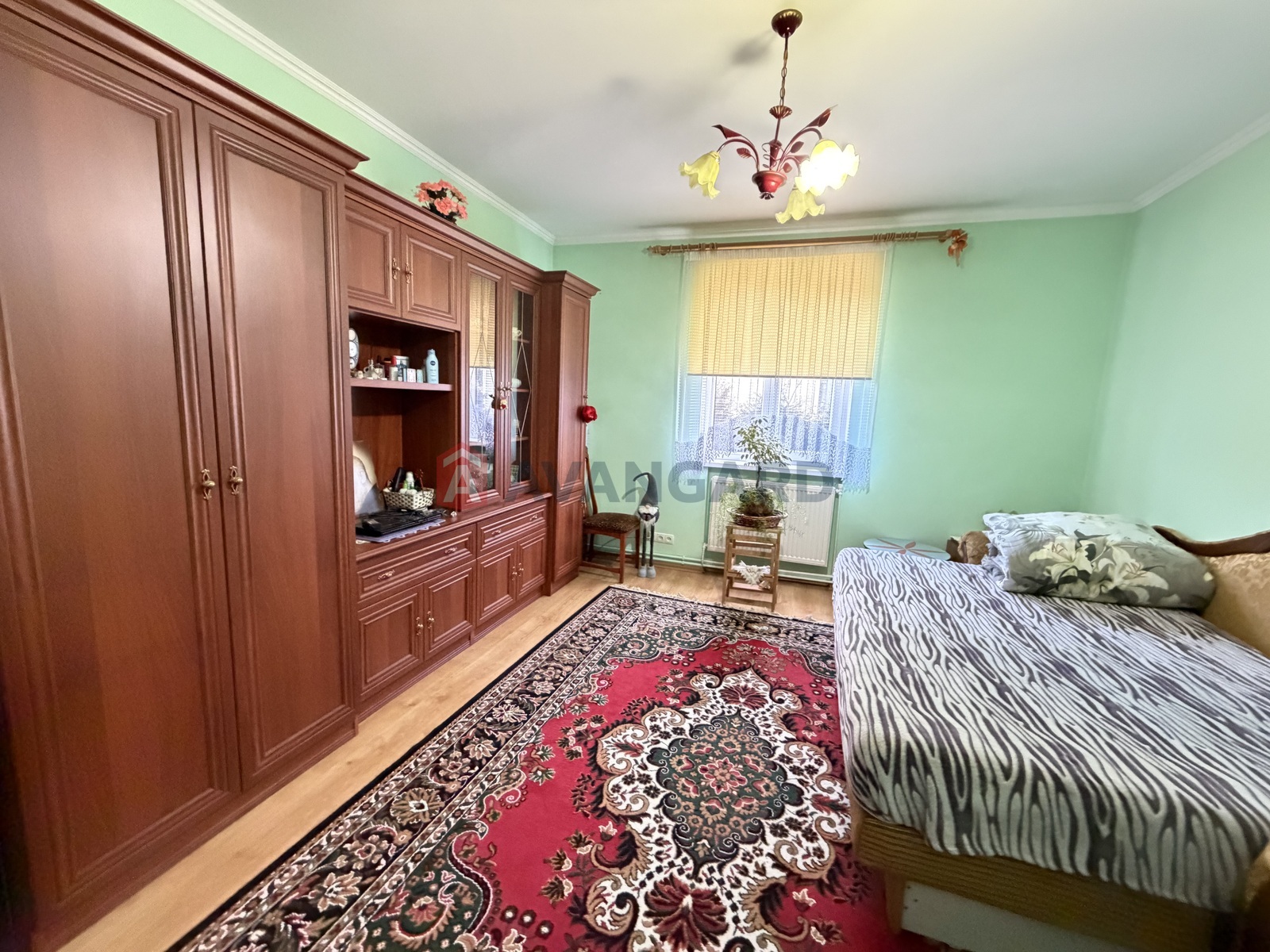 ���, 172 ��.�. ���� 9