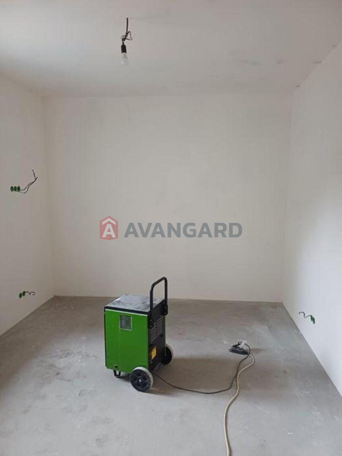 ���, 118 ��.�. ���� 10