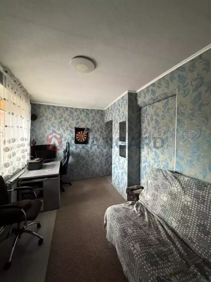 �������, 130 ��.�. ���� 4