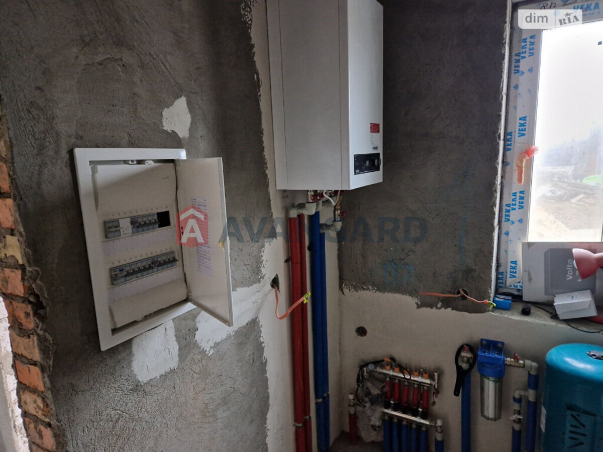 �������, 100 ��.�. ���� 10