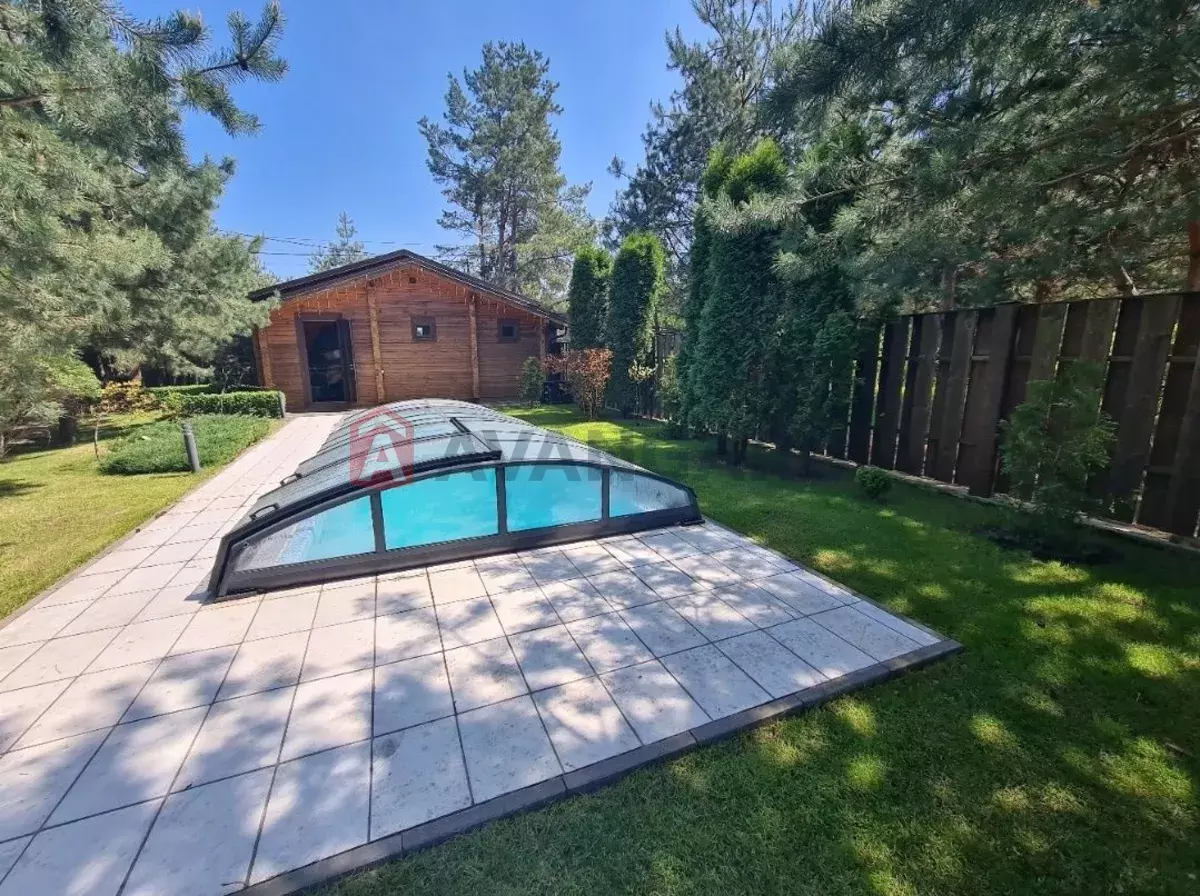 �������, 190 ��.�. ���� 13