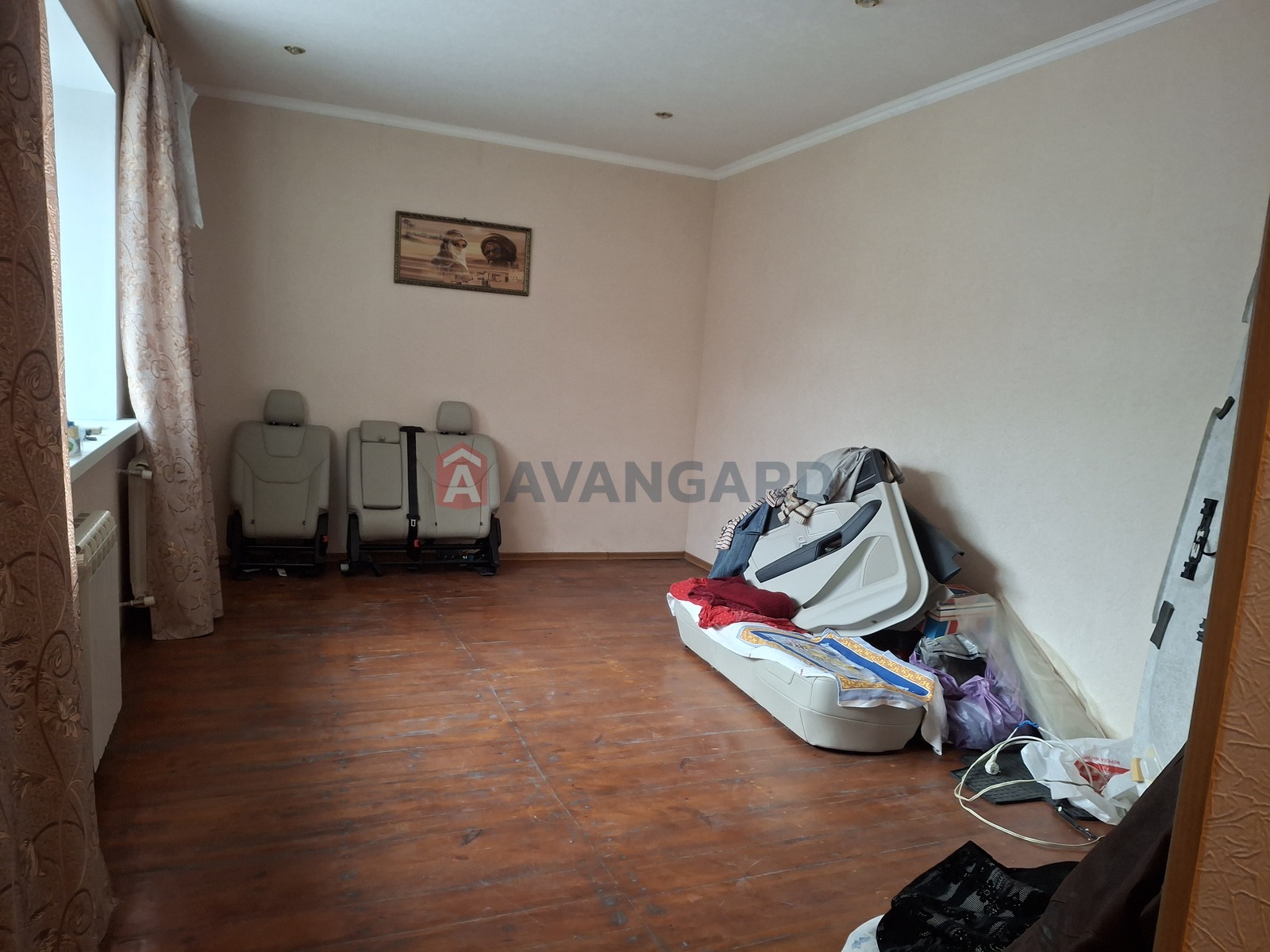 �������, 100 ��.�. ���� 11