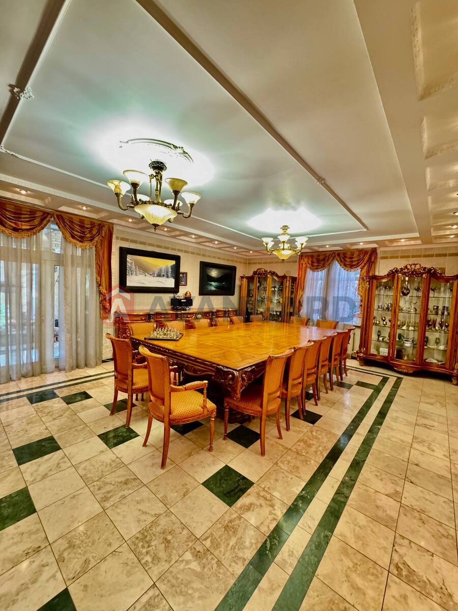 �������, 1000 ��.�. ���� 10