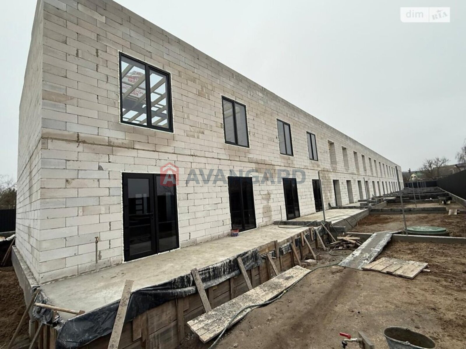 ��������, 105 ��.�. ���� 15