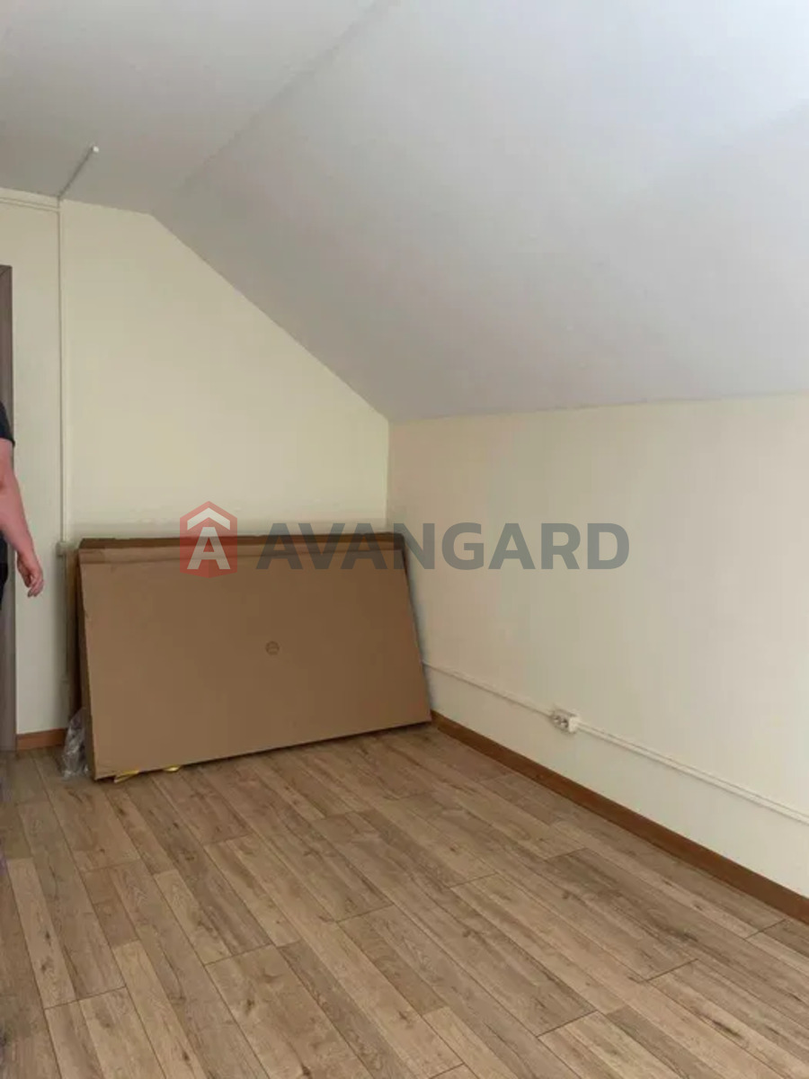 �������, 82 ��.�. ���� 13