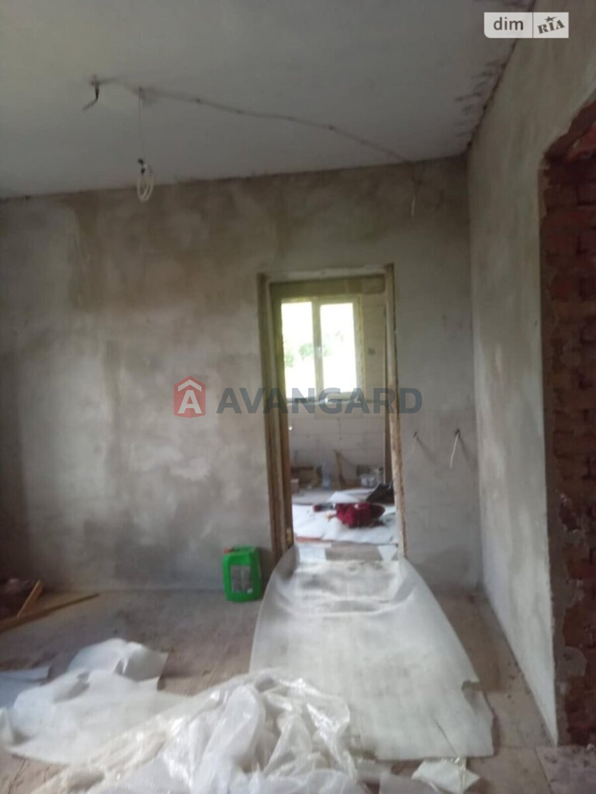 �������, 100 ��.�. ���� 4