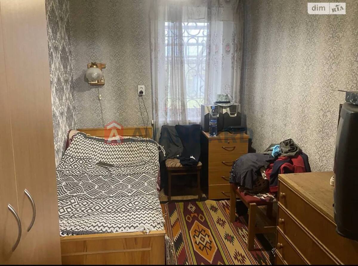 ����, 80 ��.�. ���� 19