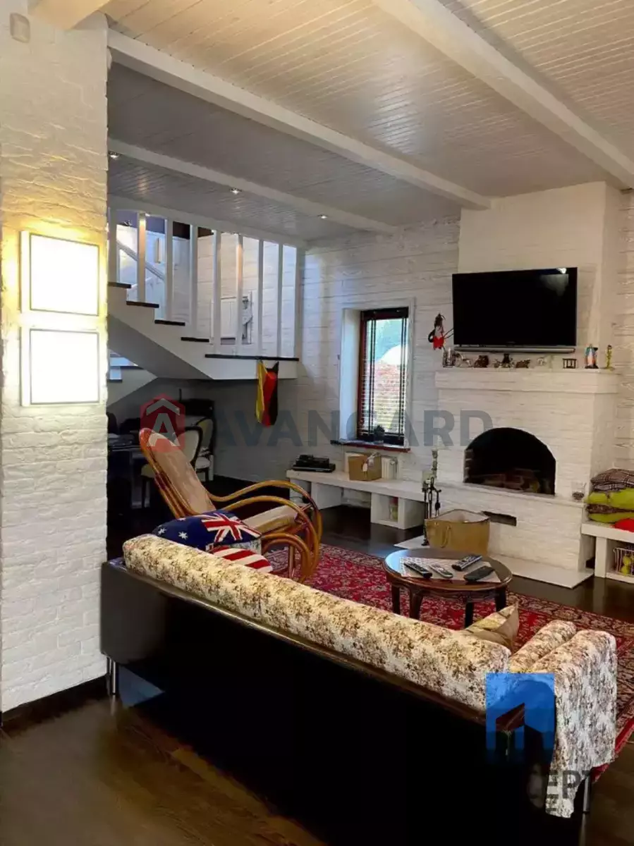 �������, 221 ��.�. ���� 6