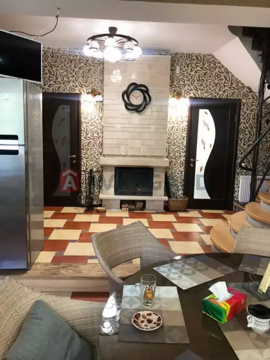 �������, 159 ��.�. ���� 8