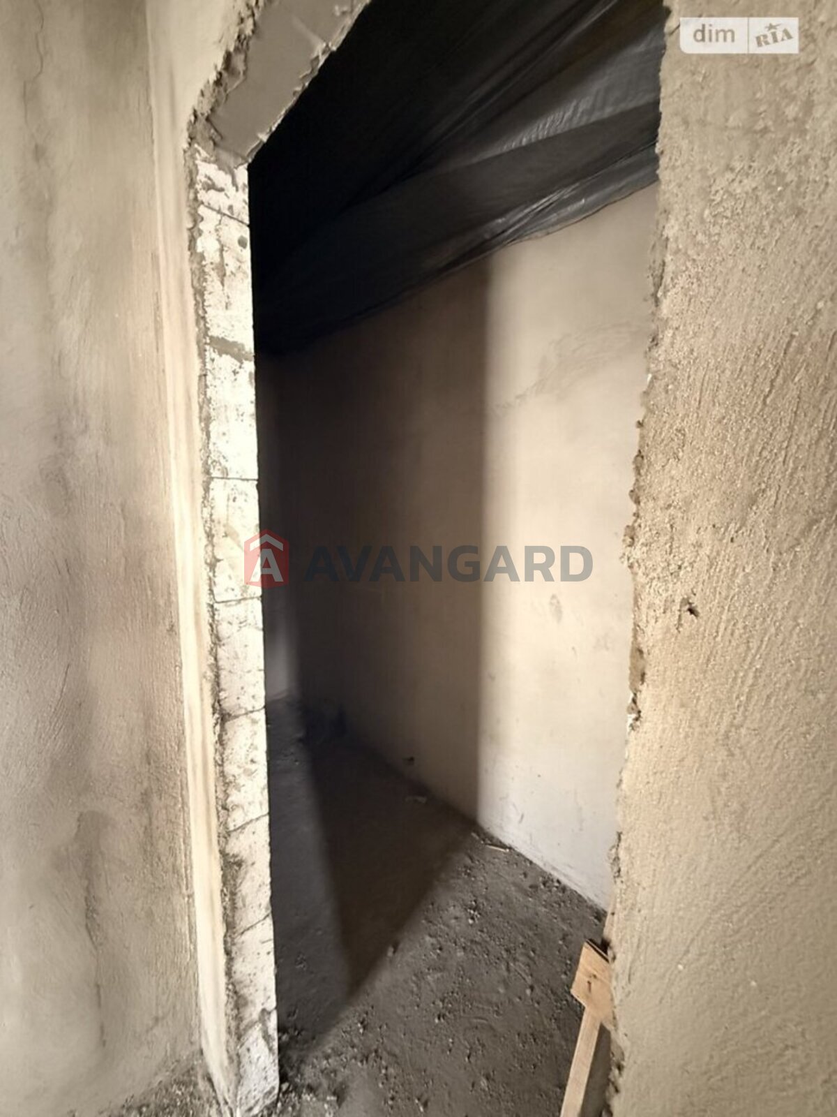 ��������, 100 ��.�. ���� 7