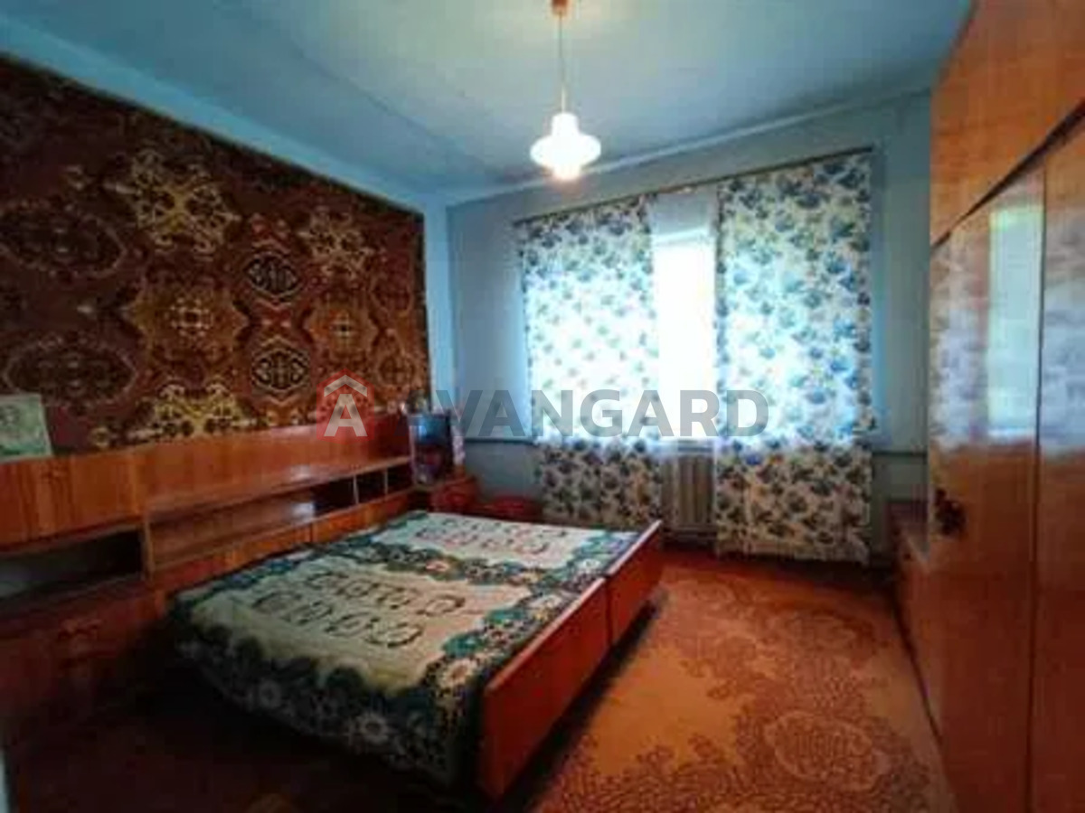 �������, 164 ��.�. ���� 13