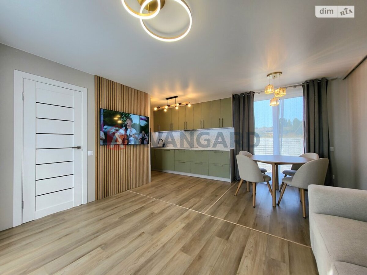 �������, 45 ��.�. ���� 3