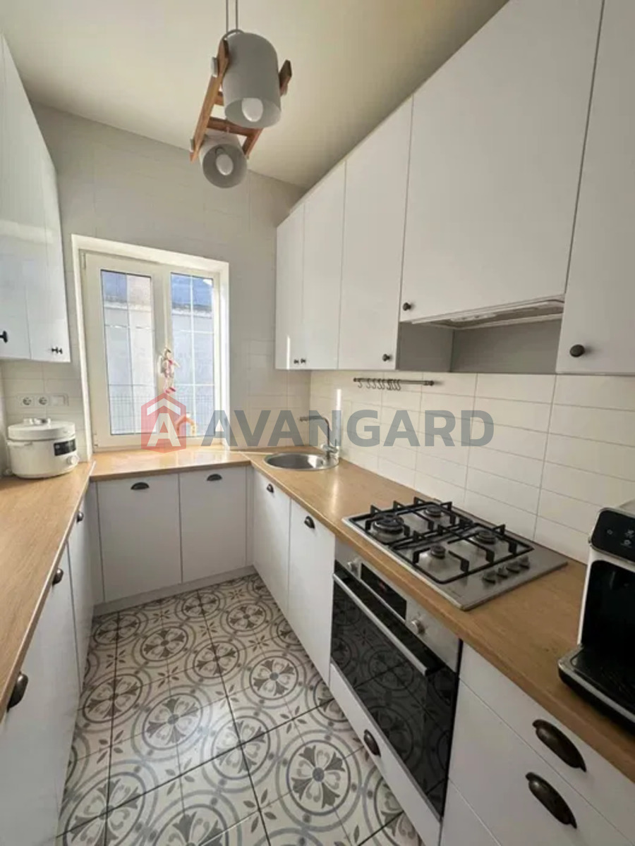 �������, 125 ��.�. ���� 7